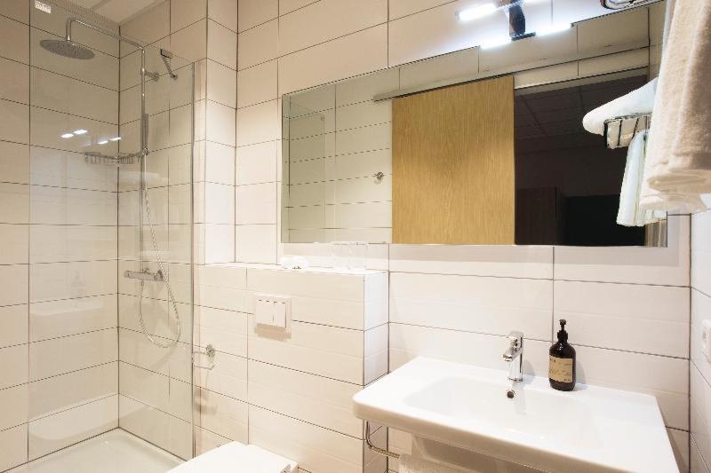 Icelandic Apartments By Heimaleiga Kopavogur Room photo